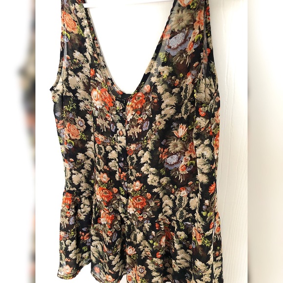 Sheer Floral Vintage Peplum Top - Picture 3 of 6